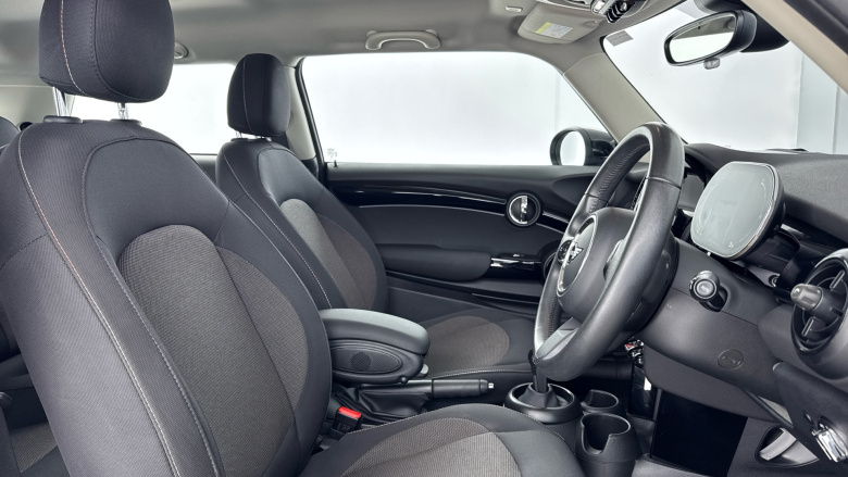 MINI Hatchback 1.5 Cooper Classic 3dr Auto Petrol Hatchback